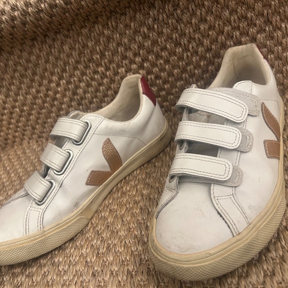 Veja  Esplar 3 Lock Leather Sneaker size EU 36 (US 6) - Picture 3 of 5